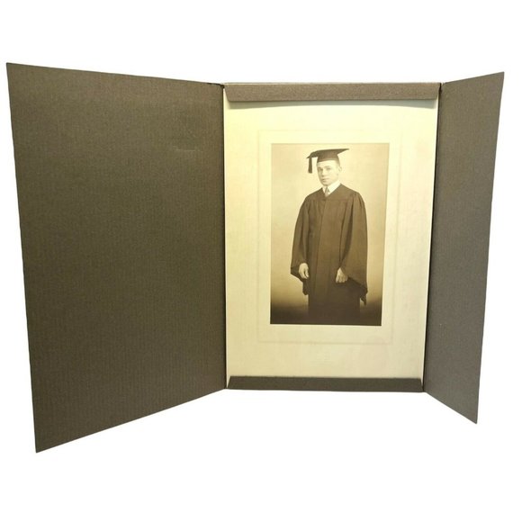Graduation Found Photo in Folder Vintage Portrait 40s FS Winslow Studios Chicago - Picture 6 of 13